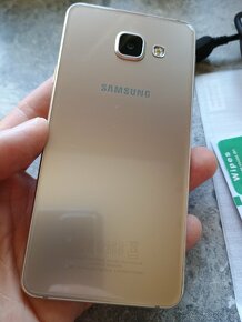 Mobilný telefón Samsung galaxy a3 2016 + ochranné sklo - 3