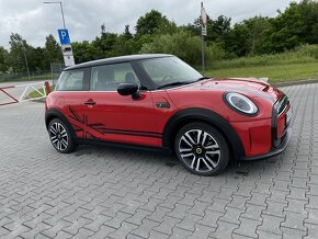 Mini Cooper SE elektro/elektrický - 3