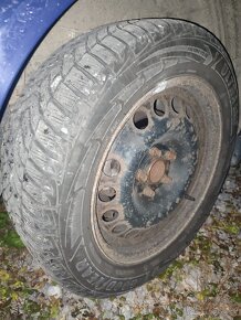 215/55 R16 zimné Goodyear ultragrip + plechove disky opel - 3