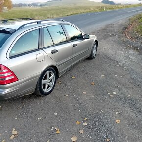 Predám Mercedes-Benz C220cdi - 3