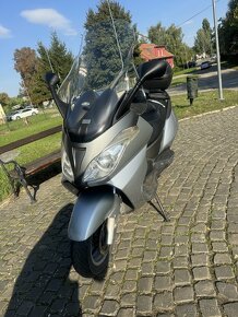 Aprilia Atlantic 200 - 3