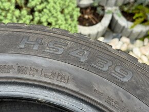 225/55 R18 - 3