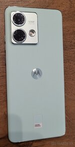 POCO X4 pro a Motorola edge 40 neo - 3