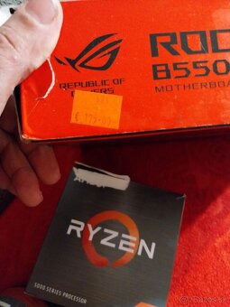 RYZEN 5 5500,32 DDR4 RAM M2 SSD512GB PLUS M2 SSD256GB ,8 GB - 3