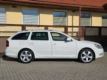 Škoda Octavia Combi 2.0 TDI CR DPF Exclusive DSG - 3