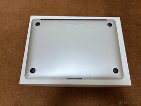 Predam MacBook Air 13" perfektny stav, nova bateria - 3