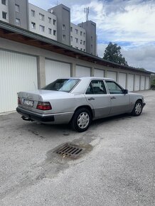 Mercedes-benz w124 - 3