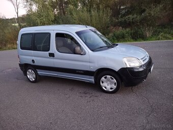 Predám Citroen Berlingo 1,4 benzín rv. 2006 - 3