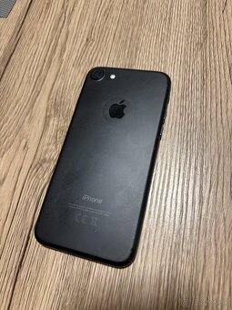 Predám IPHONE 7 32GB - 3