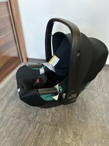 Britax Römer Baby-Safe 3 i-Size - 3