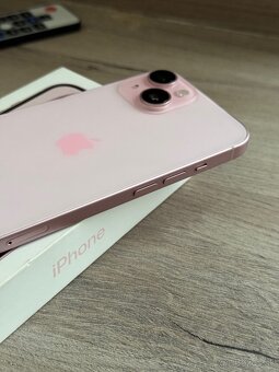 iphone 15 Pink - 3