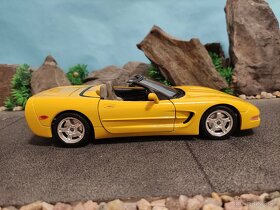 Prodám model 1:18 Chevrolet corvette Cabrio 1998 - 3