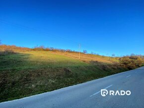 RADO | Na predaj pozemok s nádherným výhľadom v Trenčianskej - 3