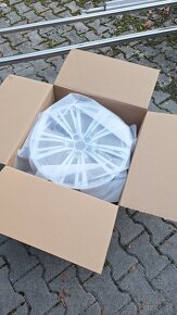 ORIGINAL AUDI DISKY 5x112 R20. 9J ET 40 NOVE. - 3