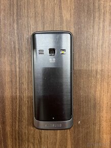 Samsung GT-S5610 - 3