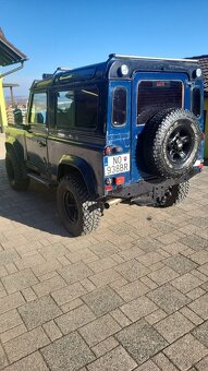 Land Rover Defender 90 - 3