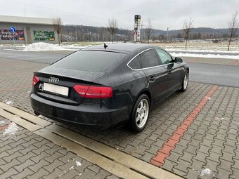 Audi A5 1.8 TFSi S-line DSG 5 - dveří LED NAVI - 3