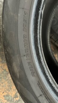 235/60 R18 - 3