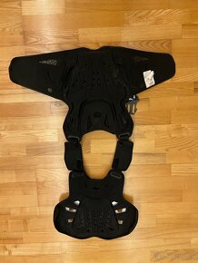 Leatt 4.5 chest protector - 3