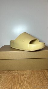 Nike Calm Slide žlté - 3