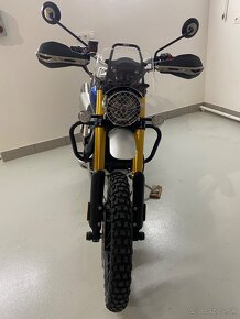 Triumph Scrambler 1200 XE - 3