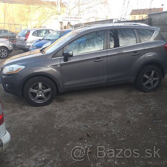 Ford Kniha 2,0 4wd titanium - 3