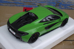 1:18 McLaren 570 - 3