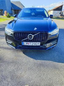 Volvo XC60 D4 Momentum AWD A/T

 - 3