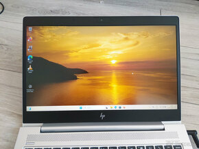 notebook HP 840 G5 - Core i7-8650u 32GB, 512GB SSD, Win11 - 3