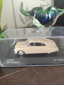 Tatra 600 whitebox 1:43 - 3