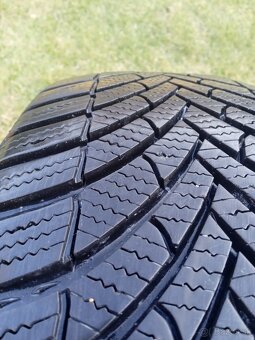 205/55 r16 zimné pneu.7,5 mm DOT.3622 - 3