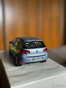 Vw golf 6 blue Shark 1:18 - 3