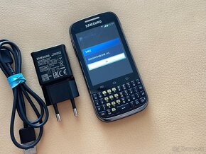 Samsung Galaxy Chat - 3