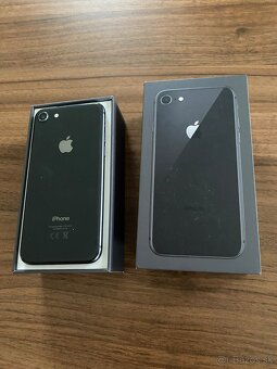 iPhone8 64 GB 100% batéria - 3