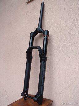 AKCE Nová vidlice Rock Shox ZEB RC 27.5" - 3