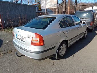 Škoda Octavia 1,6 i 75kw r.v.2008 - 3