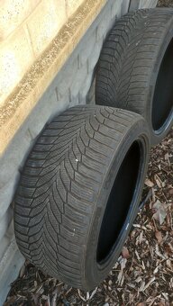 zimné pneu. 235/40 R18 - 3