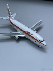 Model Boeing 737-200 N730AL Aloha 1:200 - 3