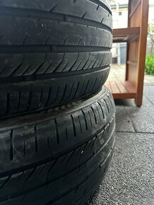 Pneumatiky 235/ 50 R19 - 3