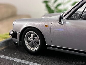 1:18 1988 PORSCHE 911 Carrera Coupe 3.2 - KK-Scale - 3