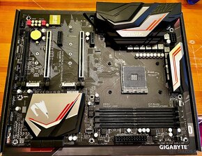 Gigabyte X470 aorus ultra gaming + Ryzen 7 2700x - 3