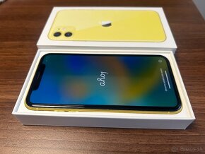 iPhone 11 64Gb Yellow - 3