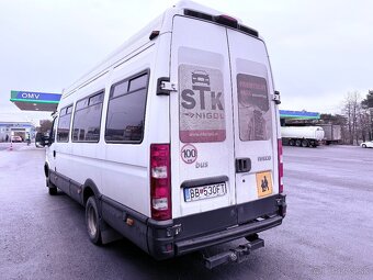 Iveco Daily Tourys 20+vodič - 3