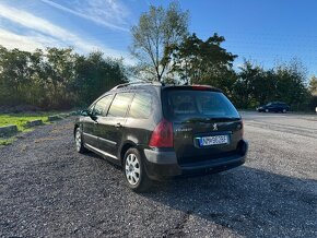 Peugeot 307 Combi 2.0 HDI 66kw na náhradné diely - 3