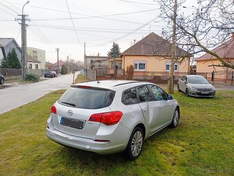 Opel Astra J Sports Tourer 1.7 CDTI, 2014 - 3