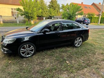 diely Škoda Octavia 2 VRS rv2010 facelift - 3