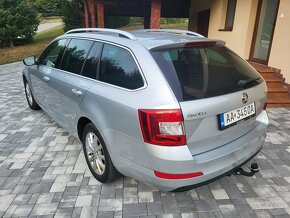 Škoda Octavia Combi 1.6 TDI 110k Ambition DSG - 3