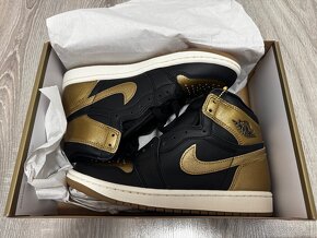 Air Jordan Retro High Gold metallic Gold 41 - 3