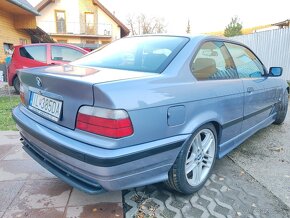 BMW E36 325i coupe - 3