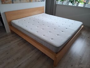 Malm ikea postel 180x200 - 3